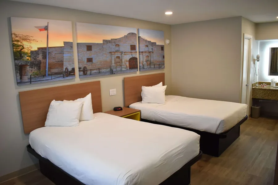 Days Inn by Wyndham San Antonio Alamo/Riverwalk hotel detail image 6
