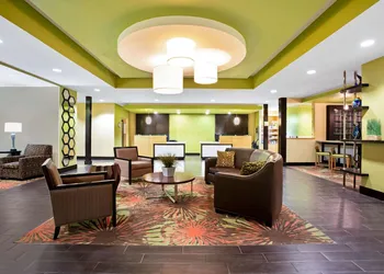 La Quinta Inn & Suites by Wyndham Pecos hotel thumbnail 4