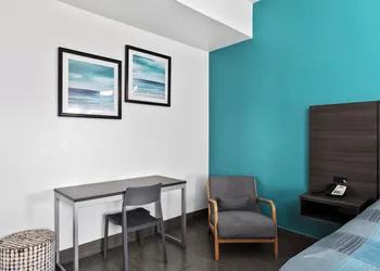WindWater Hotel and Marina hotel thumbnail 6