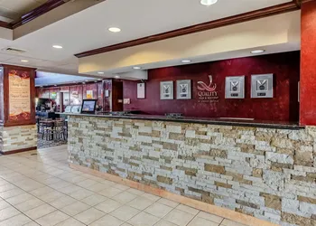 Quality Inn & Suites Abingdon hotel thumbnail 3