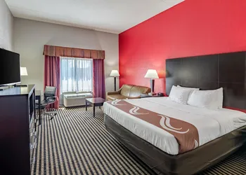 Quality Inn & Suites Abingdon hotel thumbnail 6