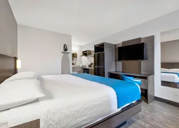Studio 6 Waco, TX - Downtown - Baylor hotel thumbnail 8