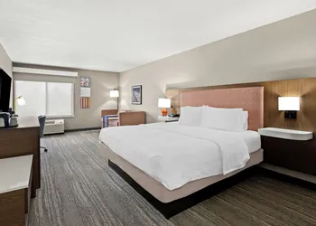 Hampton Inn Provo hotel thumbnail 6