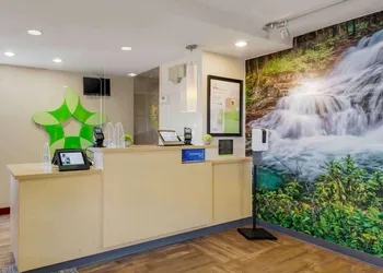 Extended Stay America Suites Chantilly Dulles hotel thumbnail 2