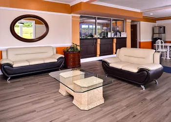 Americas Best Value Inn Richmond South hotel thumbnail 3