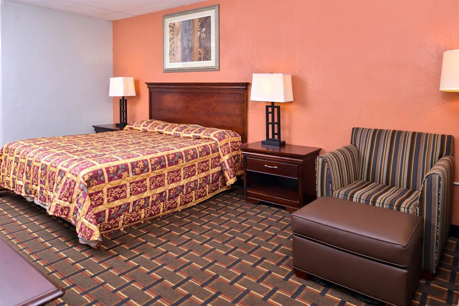 Americas Best Value Inn Richmond South hotel detail image 6