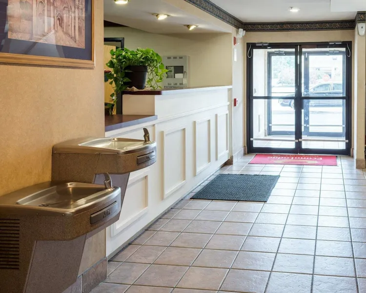 Econo Lodge Hopewell Near Fort Lee I-295 hotel detail image 2