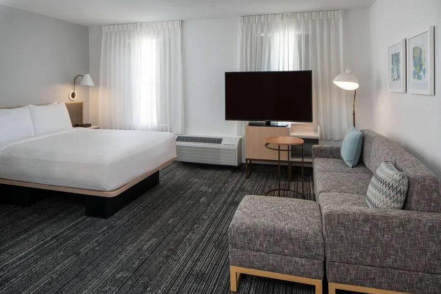 Sonesta Simply Suites Falls Church hotel detail image 6