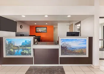 Howard Johnson by Wyndham Harrisonburg hotel thumbnail 4