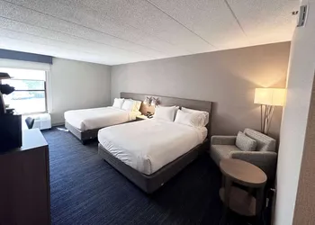 Wingate by Wyndham Waynesboro hotel thumbnail 5
