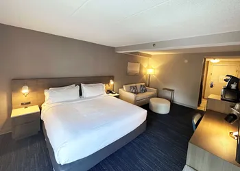 Wingate by Wyndham Waynesboro hotel thumbnail 6