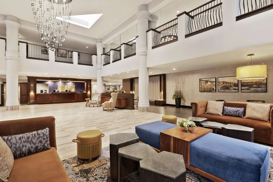 Doubletree by Hilton McLean Tysons hotel detail image 2