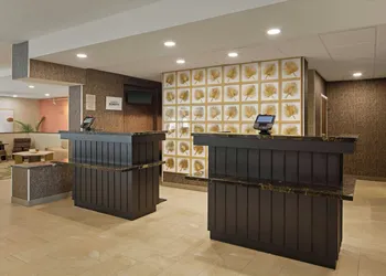Courtyard by Marriott Virginia Beach Norfolk hotel thumbnail 3