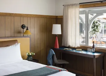 The Virginian Lodge hotel thumbnail 8
