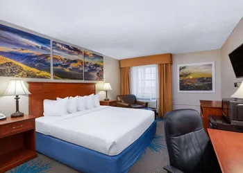 Days Inn by Wyndham Casper hotel thumbnail 7