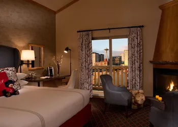 The Edgewater Hotel hotel thumbnail 5