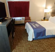 Days Inn by Wyndham West-Eau Claire hotel detail image 3