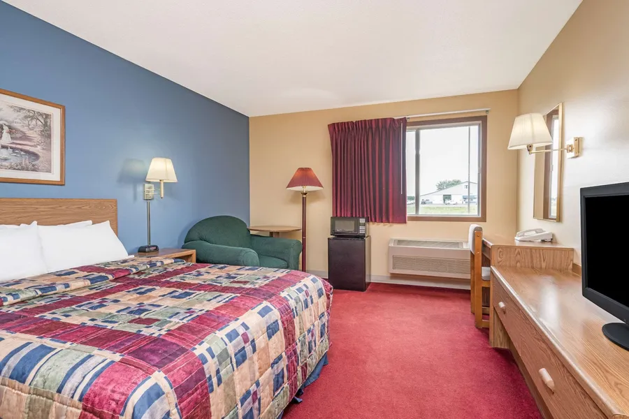 Days Inn by Wyndham West-Eau Claire hotel detail image 6