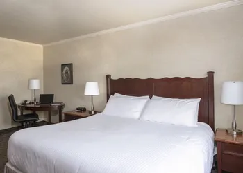 Mount Peyton Resort and Conference Centre hotel thumbnail 8
