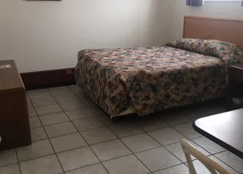 Almada Inn hotel thumbnail 6