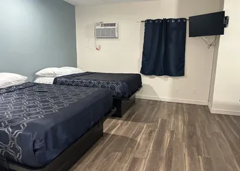 Budget Inn Hollywood hotel thumbnail 5