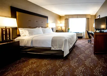 Holiday Inn South Kingstown (Newport Area) by IHG hotel thumbnail 2