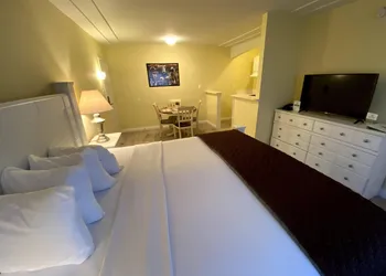 Hollywood Celebrity Hotel hotel thumbnail 8
