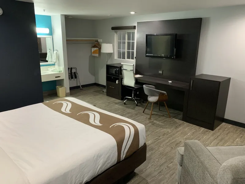 Quality Inn Near Hollywood Walk of Fame hotel detail image 6
