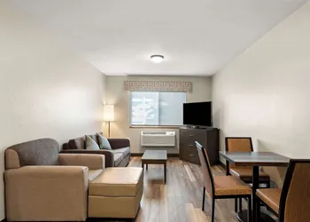 Best Western Sawtooth Inn & Suites hotel thumbnail 7