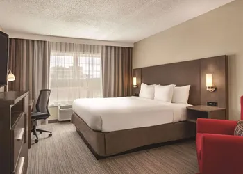 Country Inn & Suites by Radisson, Buffalo, MN hotel thumbnail 6
