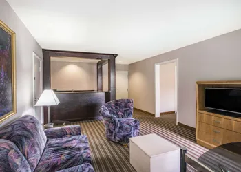 Super 8 by Wyndham Oxford MS University Area hotel thumbnail 7