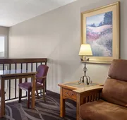 Super 8 by Wyndham Lewistown hotel detail image 3