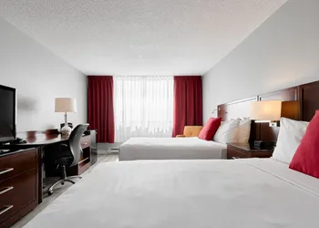 Travelodge by Wyndham Hotel & Convention Centre Quebec City hotel thumbnail 4