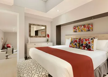 Travelodge by Wyndham Hotel & Convention Centre Quebec City hotel thumbnail 7