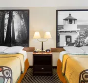 Super 8 by Wyndham Fortuna hotel detail image 7