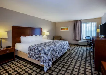 Baymont by Wyndham Mackinaw City hotel thumbnail 3