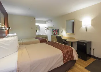 Red Roof Inn Cincinnati - Sharonville hotel thumbnail 5