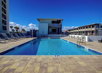 La Bella Oceanfront Inn hotel thumbnail 7