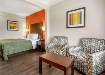 Quality Inn & Suites Jacksonville-Baymeadows hotel thumbnail 8