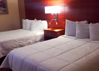 Baymont by Wyndham Paducah hotel thumbnail 4