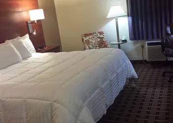 Baymont by Wyndham Paducah hotel thumbnail 8