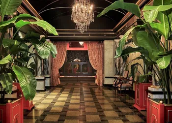 The Pontchartrain Hotel hotel thumbnail 3