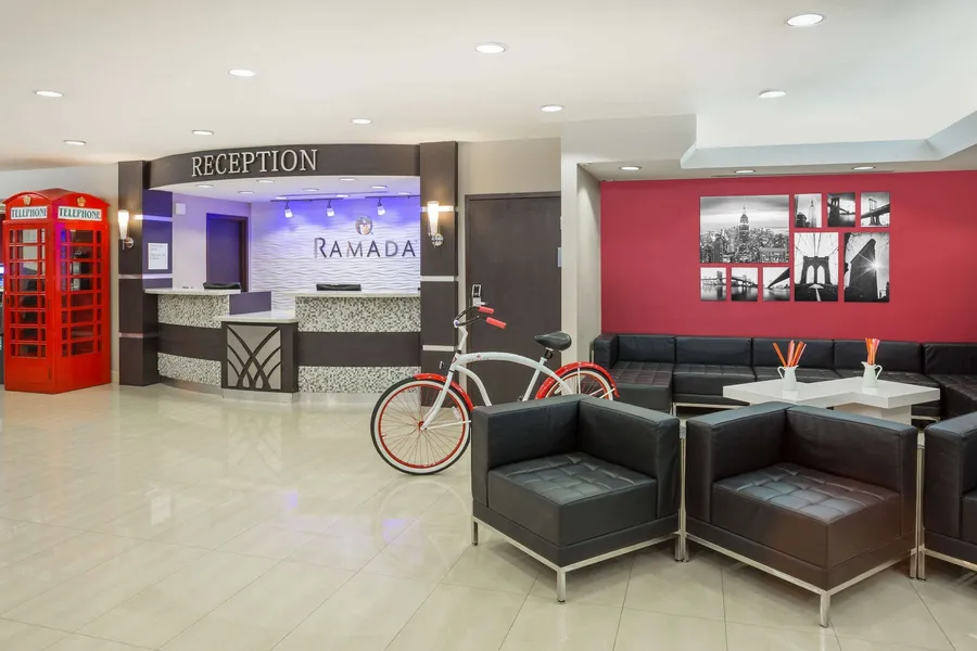 Ramada by Wyndham Miami Springs/Miami International Airport hotel detail image 2