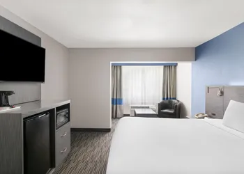 Travelodge Inn & Suites by Wyndham Anaheim on Disneyland Dr hotel thumbnail 4