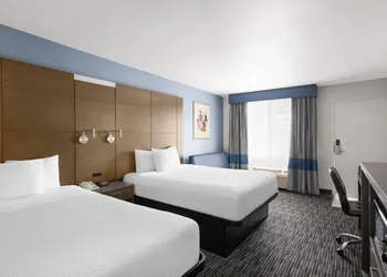 Travelodge Inn & Suites by Wyndham Anaheim on Disneyland Dr hotel thumbnail 6