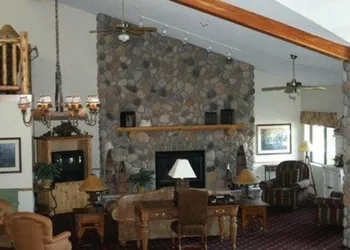 Oveson Pelican Lake Resort and Inn hotel thumbnail 2