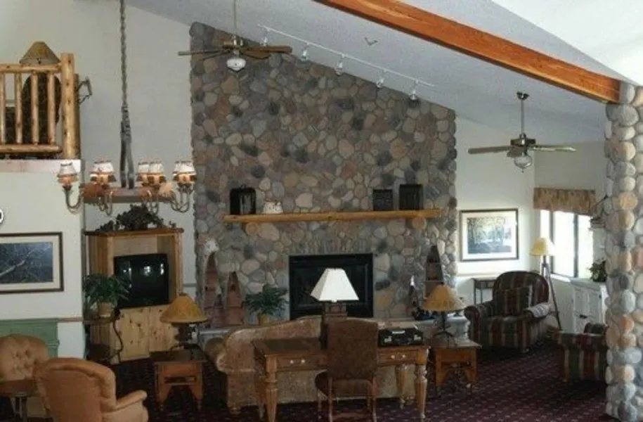 Oveson Pelican Lake Resort and Inn hotel detail image 2