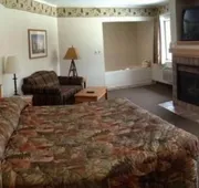 Oveson Pelican Lake Resort and Inn hotel detail image 4