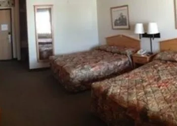 Oveson Pelican Lake Resort and Inn hotel thumbnail 7
