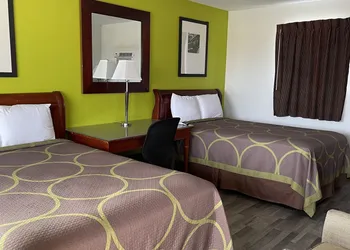 Rodeway Inn Pittsfield hotel thumbnail 4